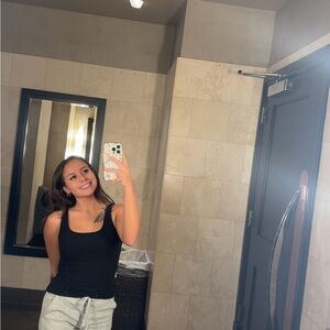 Meet your Posher, Victoria!